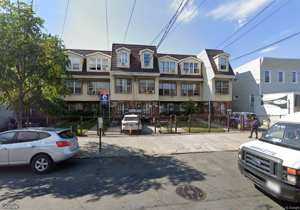 10706 Guy R Brewer Blvd unit 8A, Jamaica, NY 11433 - photo 1