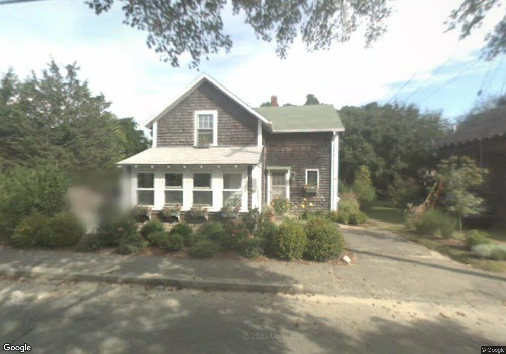 19 Vineyard Ave, Oak Bluffs, MA 02557 - photo 1