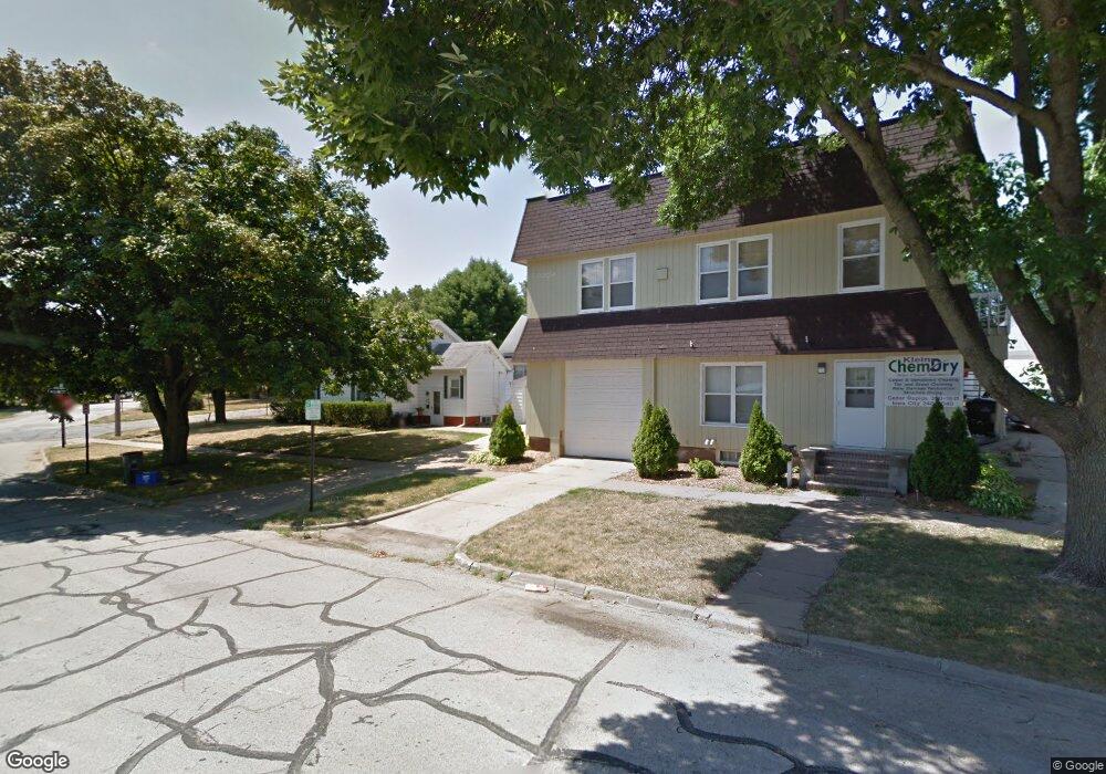 118 11th St SW, Cedar Rapids, IA 52404 - photo 1