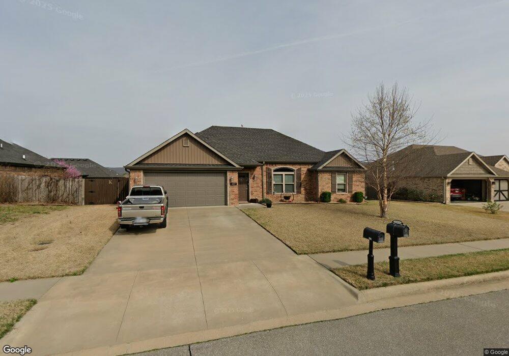 420 Captain Reid Ln, Prairie Grove, AR 72753 - photo 1