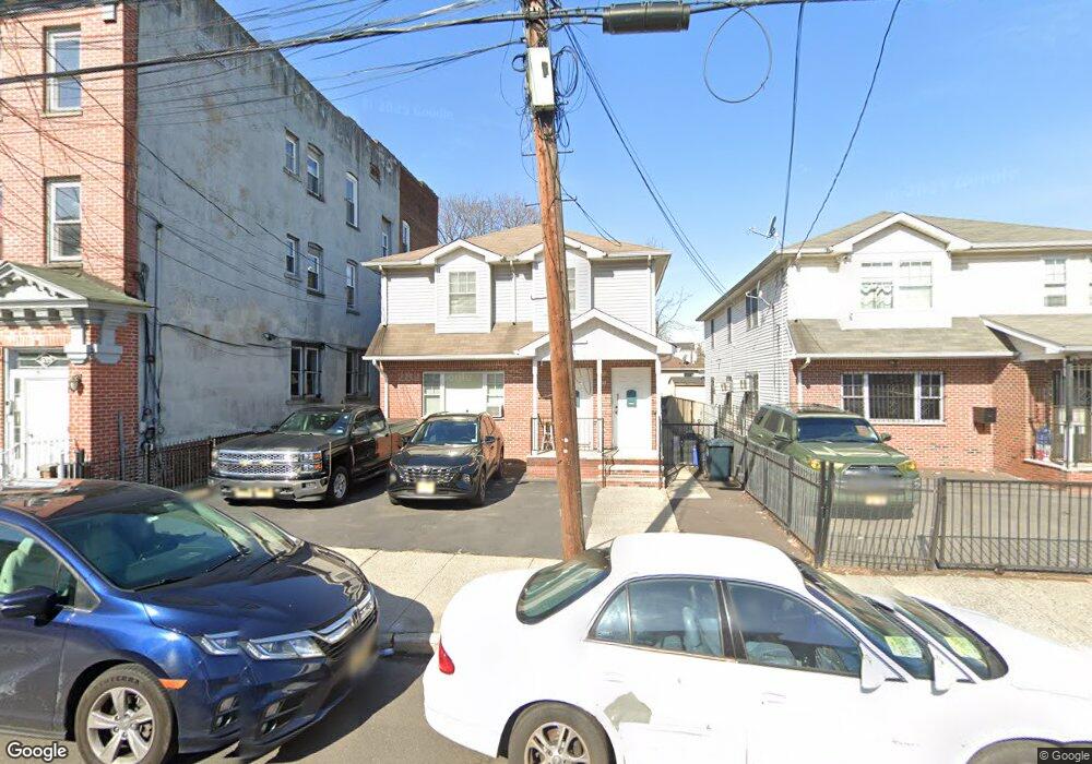 697 S 19th St, Newark, NJ 07103 - photo 1