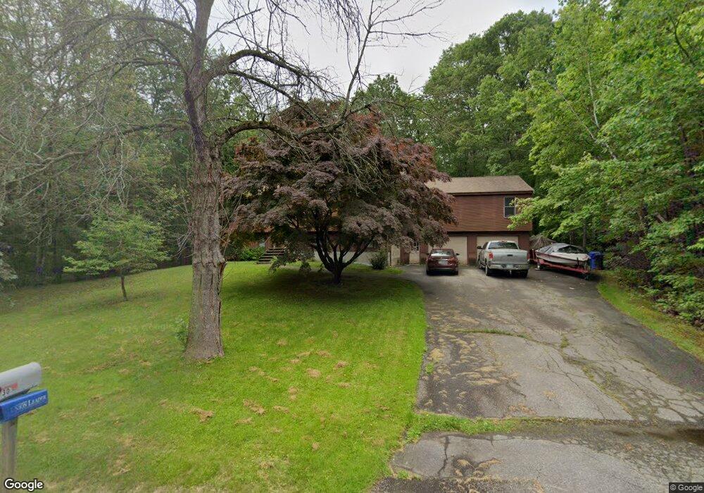 30 Wedgewood Dr, Londonderry, NH 03053 - photo 1