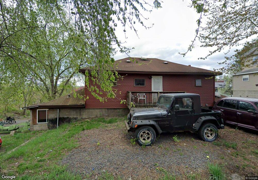 25 E Columbus Ave, Pittston, PA 18640 - photo 1