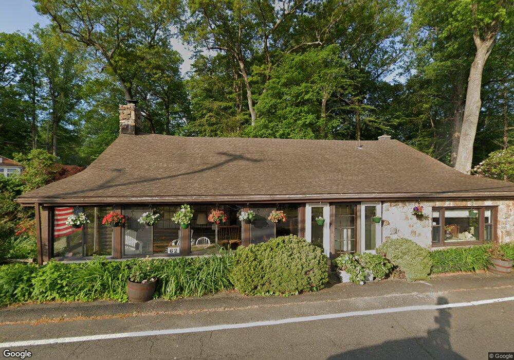 62 W Lake Rd, Trumbull, CT 06611 - photo 1