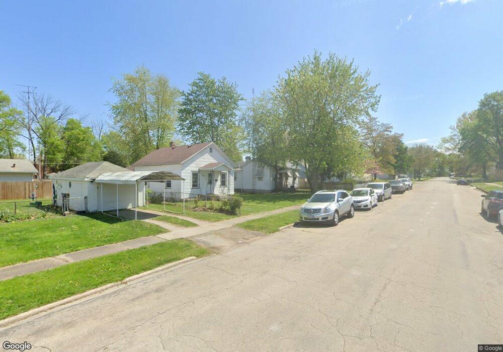 814 Decatur St, Lincoln, IL 62656 - photo 1