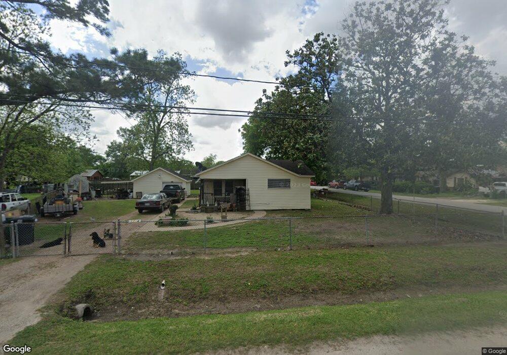 1204 Norham St, Houston, TX 77022 - photo 1
