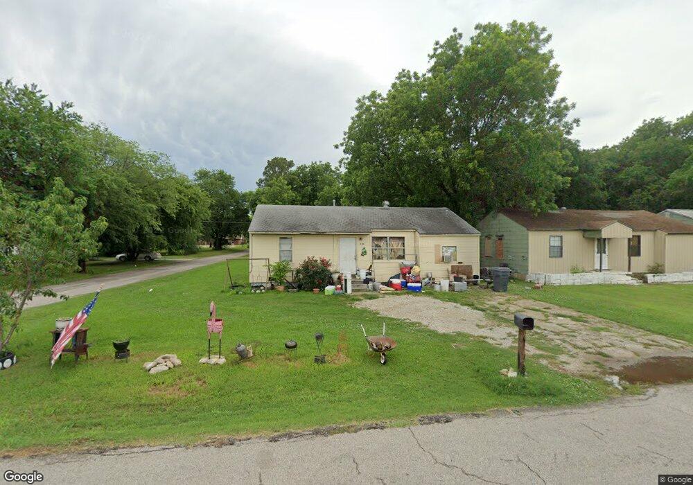 220 13th Ave NE, Ardmore, OK 73401 - photo 1