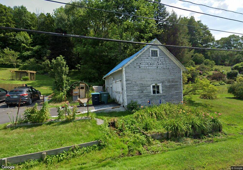 670 Pleasant St, West Rutland, VT 05777 - photo 1