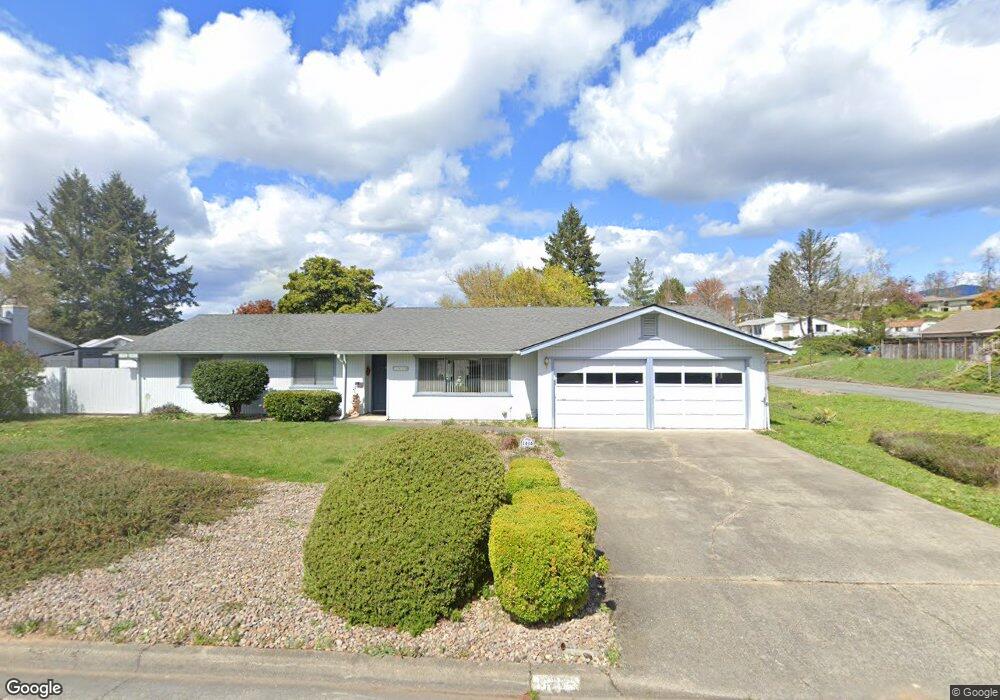 1616 Ben Aire Cir, Grants Pass, OR 97527 - photo 1