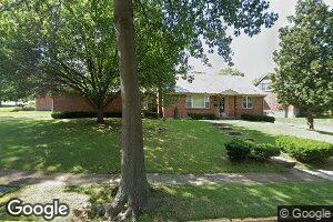 41 Greendale Dr, Saint Louis, MO 63121
