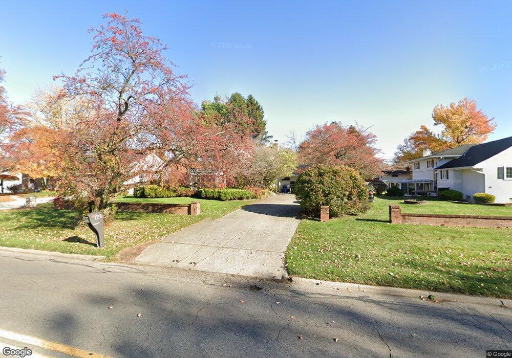 1468 Noe Bixby Rd, Columbus, OH 43232 - photo 1