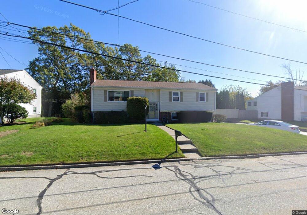 19 Candlewood Dr, Greenville, RI 02828 - photo 1