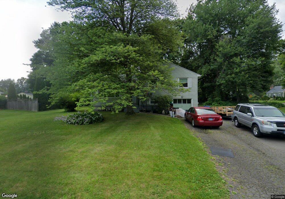 2 Crestview Dr, Bloomfield, CT 06002 - photo 1