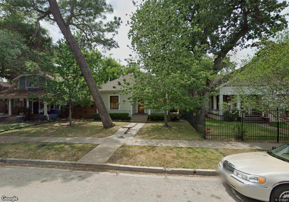 1243 Columbia St, Houston, TX 77008 - photo 1