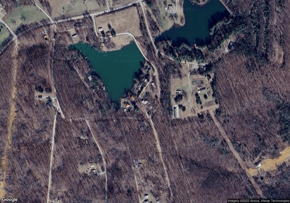 61 Lake St, Crossville, TN 38572 - photo 1