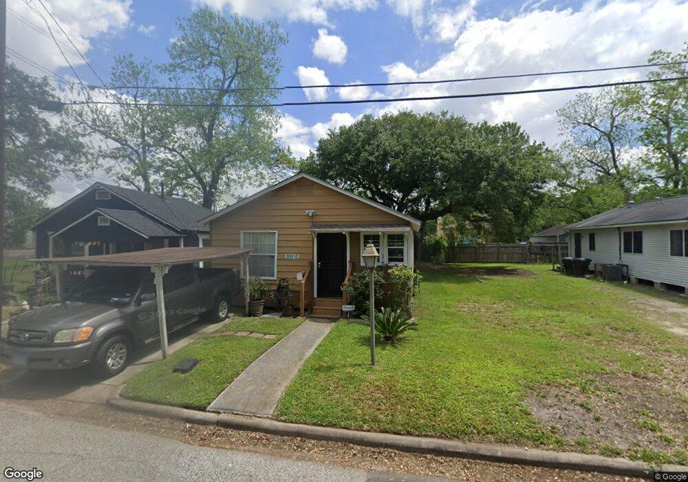1 Castor, Houston, TX 77022 - photo 1