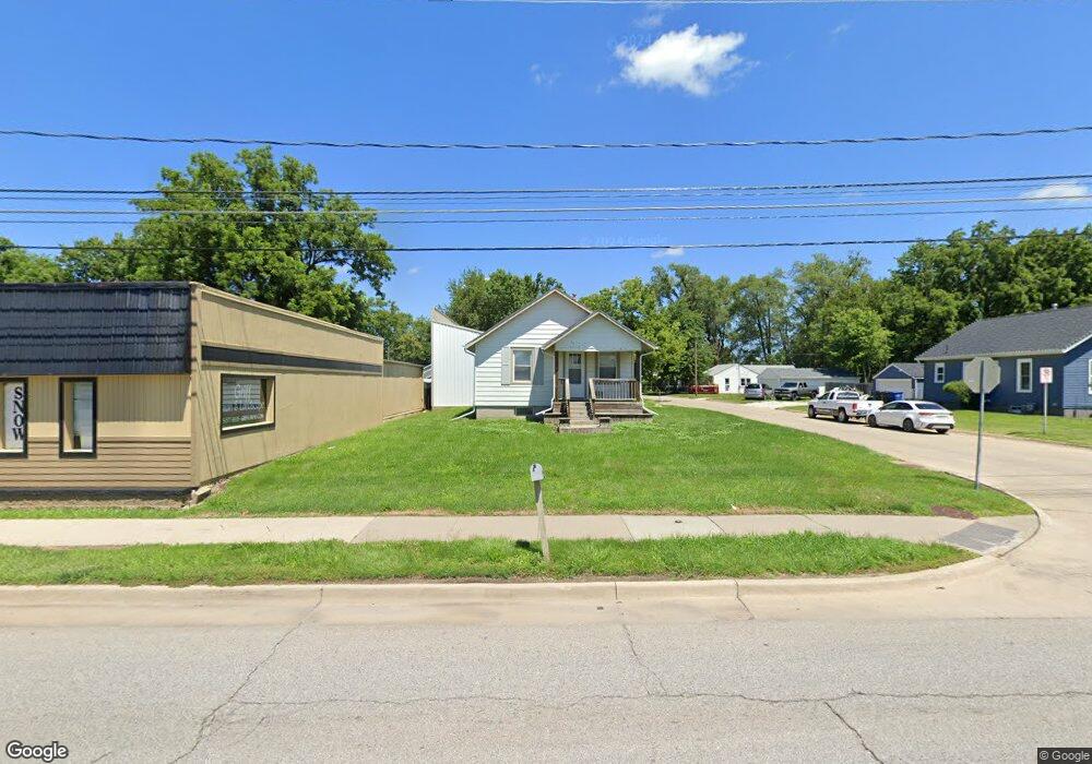 344 E Army Post Rd, Des Moines, IA 50315 - photo 1