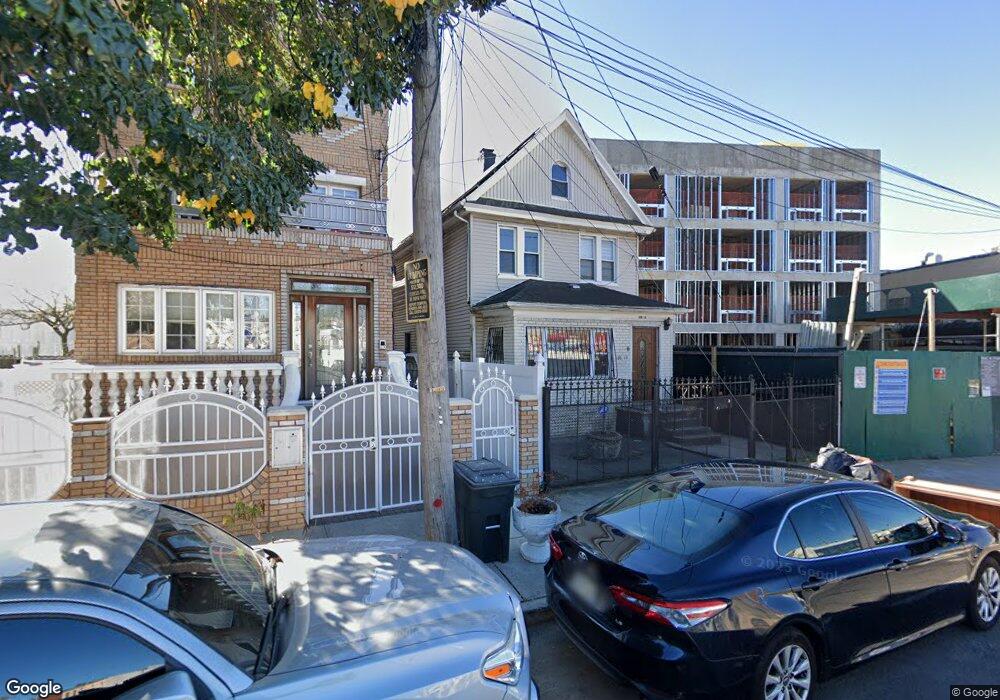 18814 Woodhull Ave, Hollis, NY 11423 - photo 1