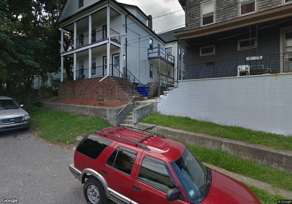 33 Abbott Place unit 2, Fall River, MA 02724 - photo 1