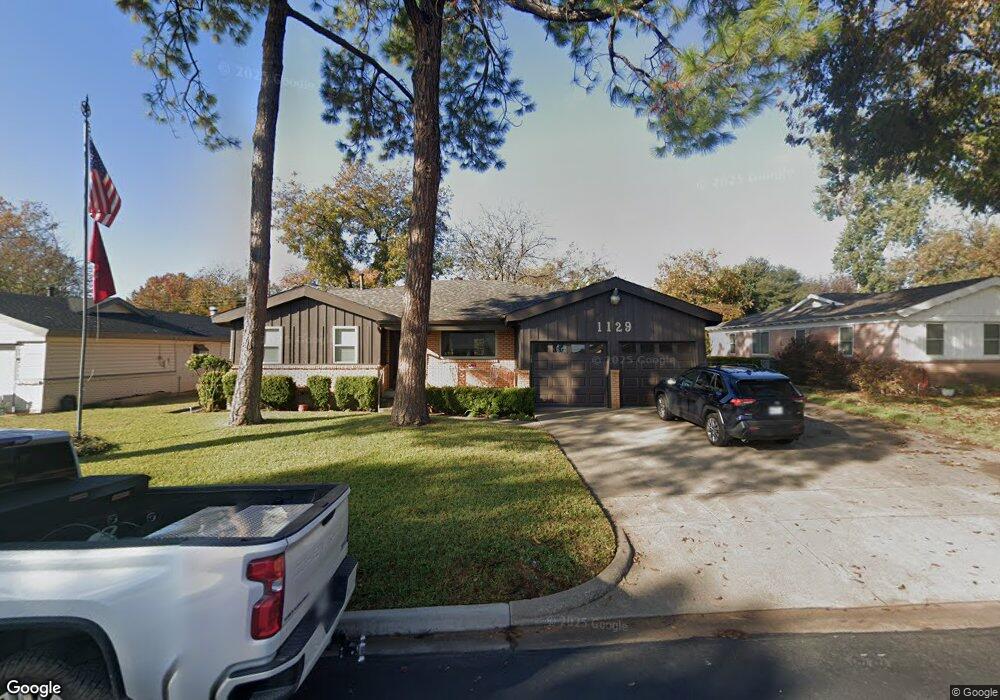 1129 Harrison Ln, Hurst, TX 76053 - photo 1