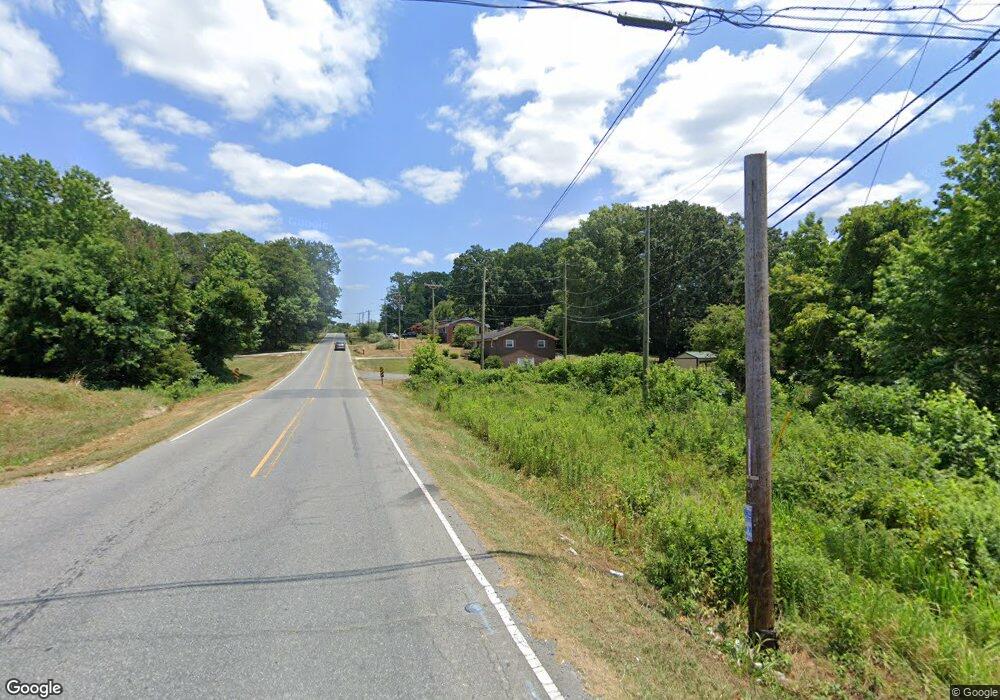 219 Pineview St, Asheboro, NC 27203 - photo 1