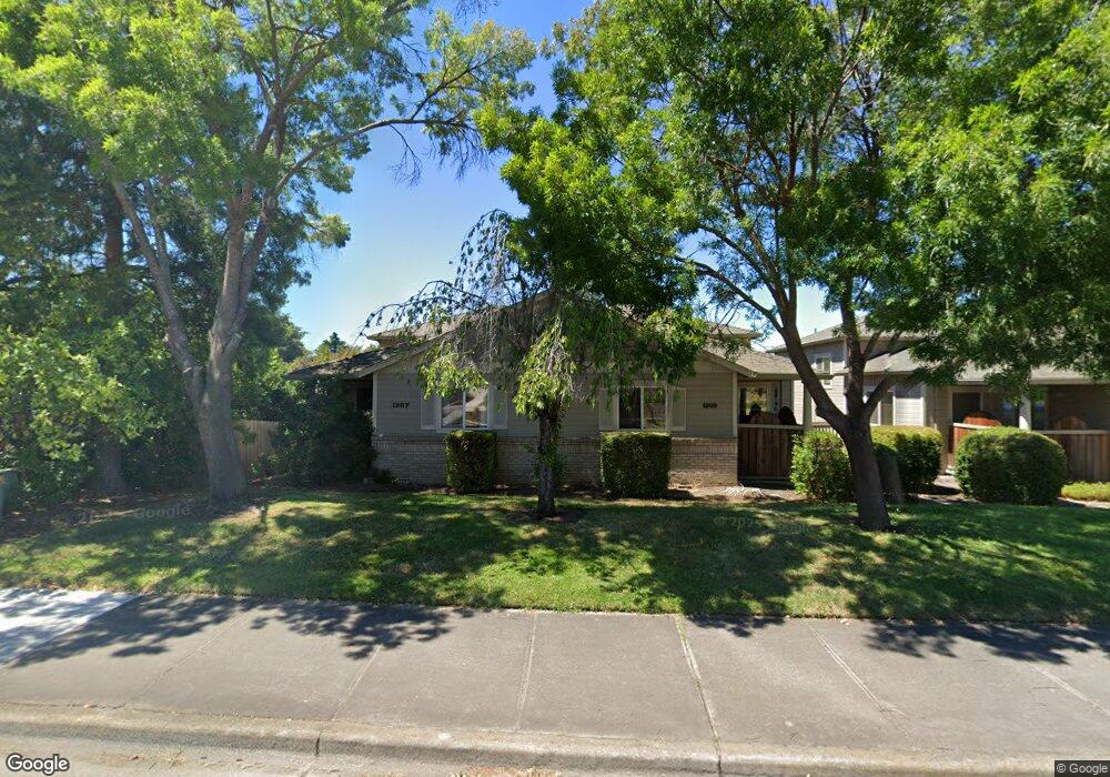 1207 Springbrook Rd, Medford, OR 97504 - photo 1