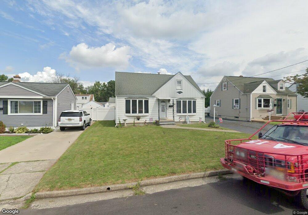 430 W Frech Ave, Manville, NJ 08835 - photo 1