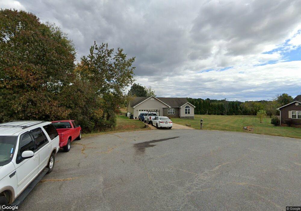 116 E Edinburgh Ct, Statesville, NC 28625 - photo 1