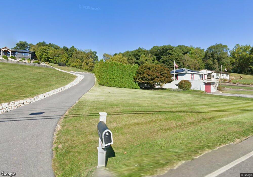 829 W Main St, Leesport, PA 19533 - photo 1