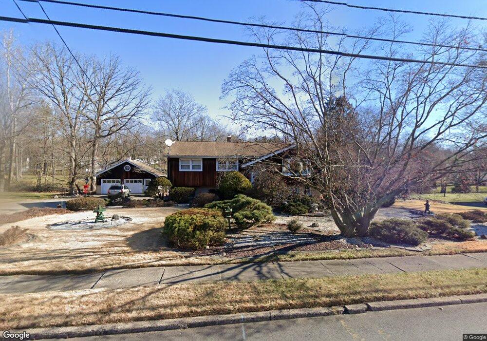 880 Rivervale Rd, Rivervale, NJ 07675 - photo 1
