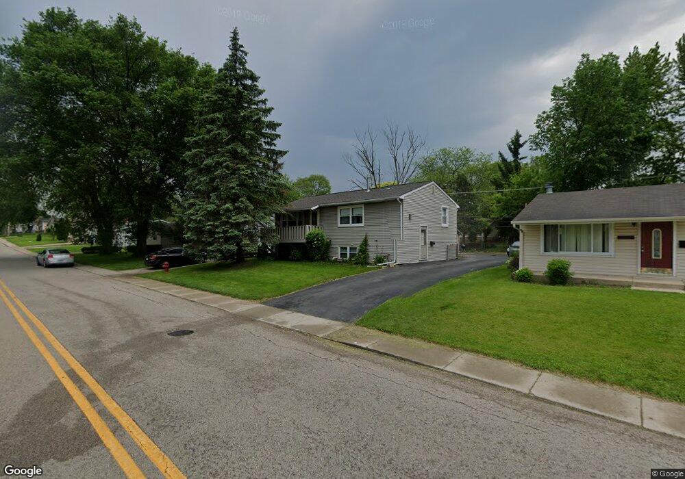 1440 Kings Rd, Carpentersville, IL 60110 - photo 1