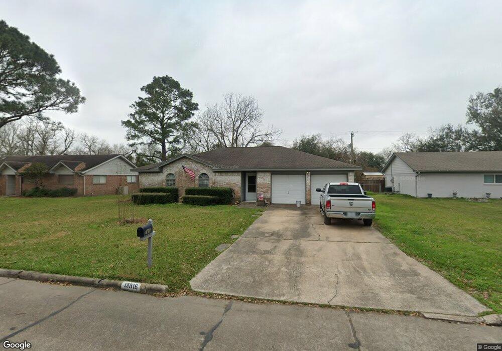 1916 Parkcrest St, Alvin, TX 77511 - photo 1