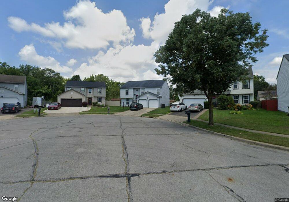 1643 Eastbrook Dr N, Columbus, OH 43223 - photo 1