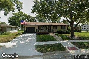 306 Iowa St, Alma, KS 66401