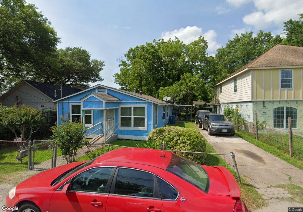 4621 Collins Rd, Houston, TX 77093 - photo 1