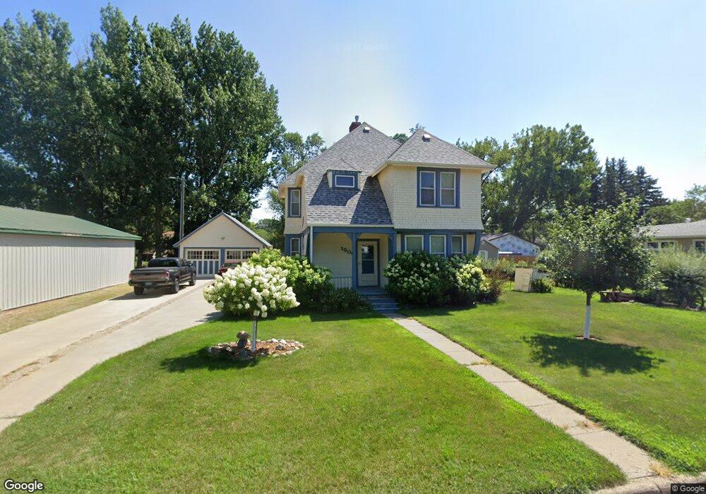 1506 4th Ave NW, Jamestown, ND 58401 - photo 1