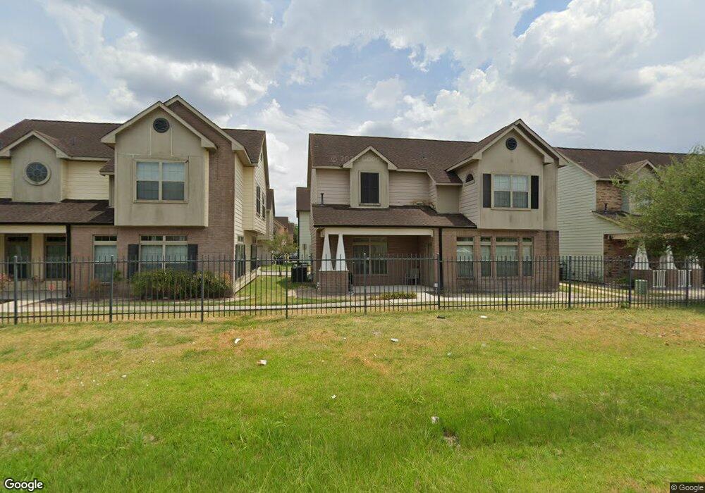 195 Jaycie Creek Ln, Houston, TX 77088 - photo 1