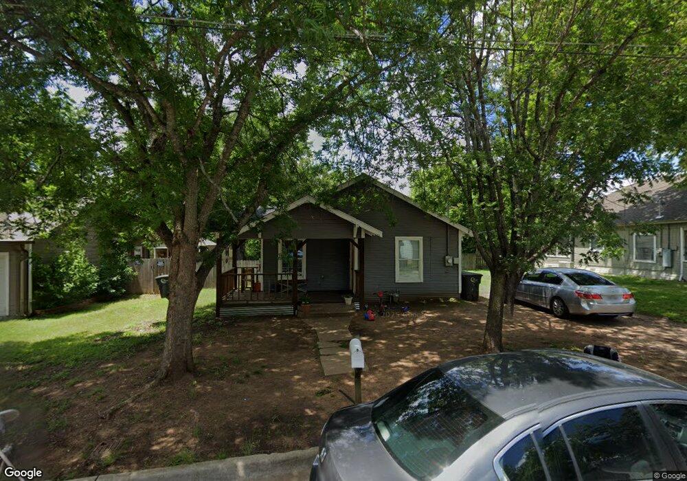 109 Dixon St, Cleburne, TX 76033 - photo 1