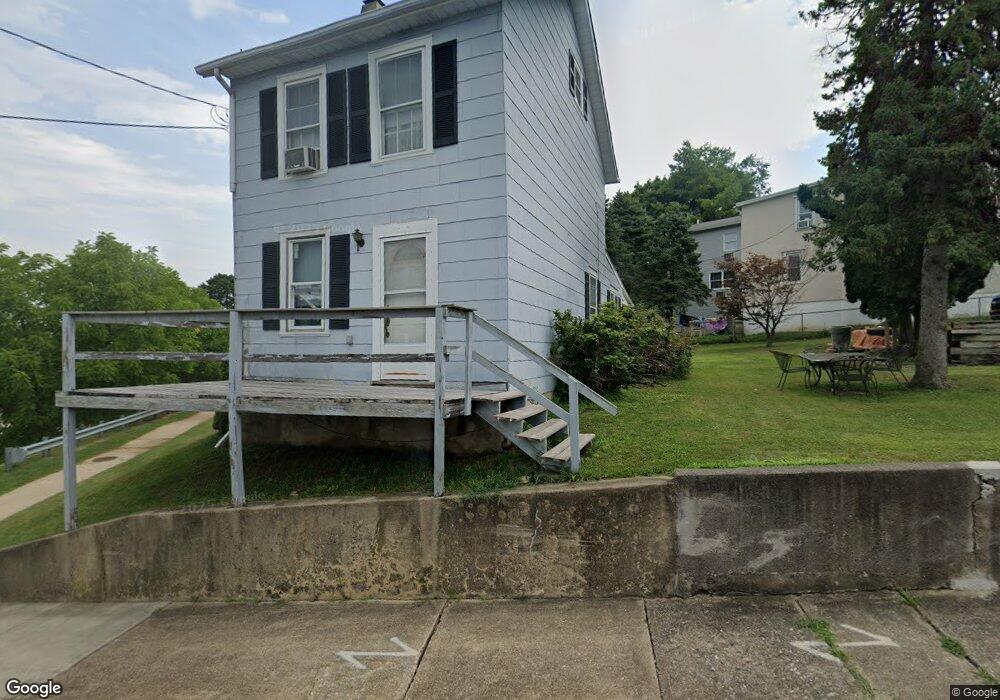 2010 Pine St, Whitehall, PA 18052 - photo 1
