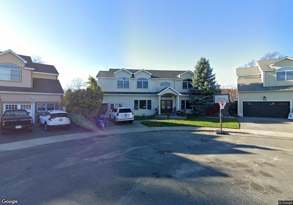 175 Carlou Ct, Oceanside, NY 11572 - photo 1