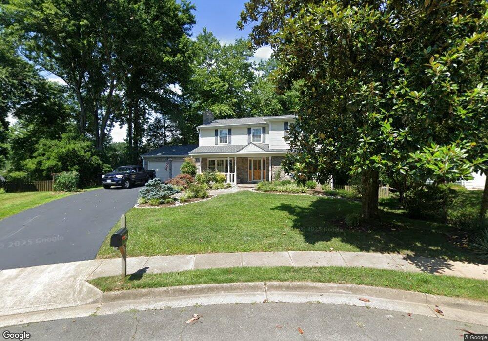 209 Owaissa Ct SE, Vienna, VA 22180 - photo 1