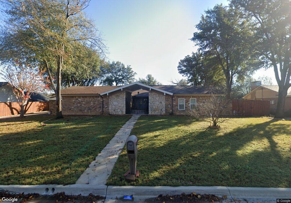 5124 Jennings Dr, North Richland Hills, TX 76180 - photo 1