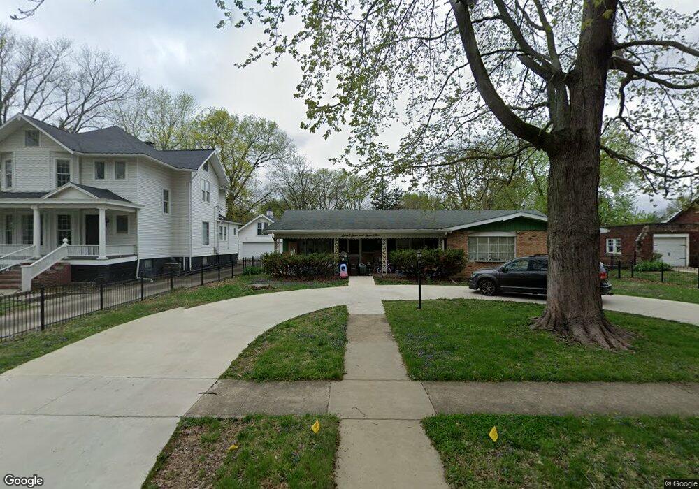 707 N Union St, Lincoln, IL 62656 - photo 1