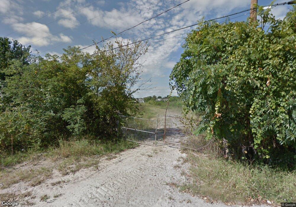 1300 Braddish Ave, Baltimore, MD 21216 - photo 1