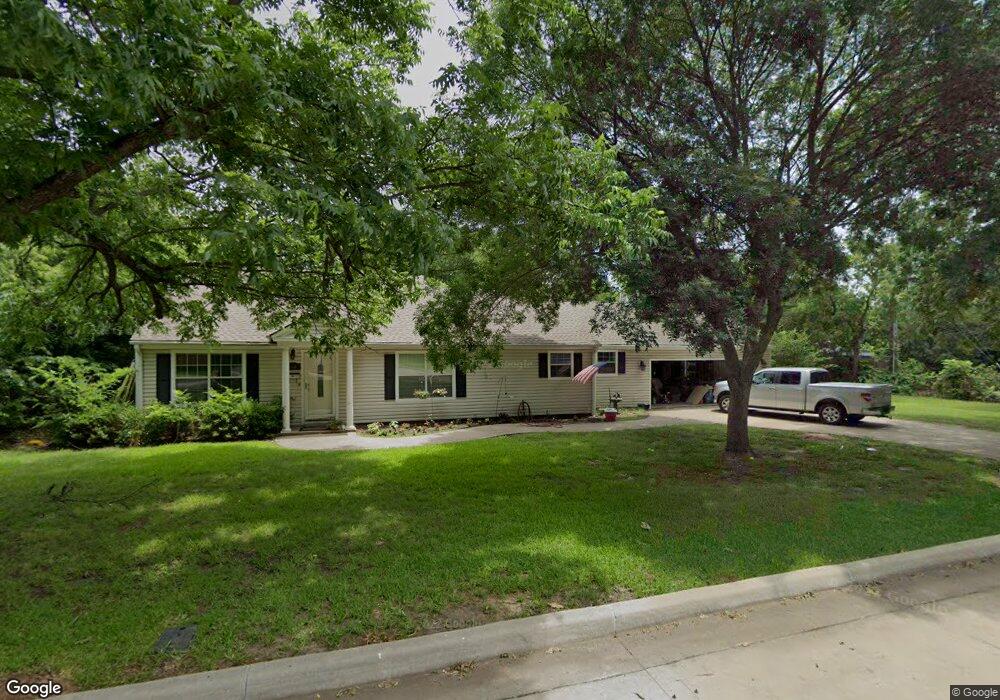 614 Q St SW, Ardmore, OK 73401 - photo 1