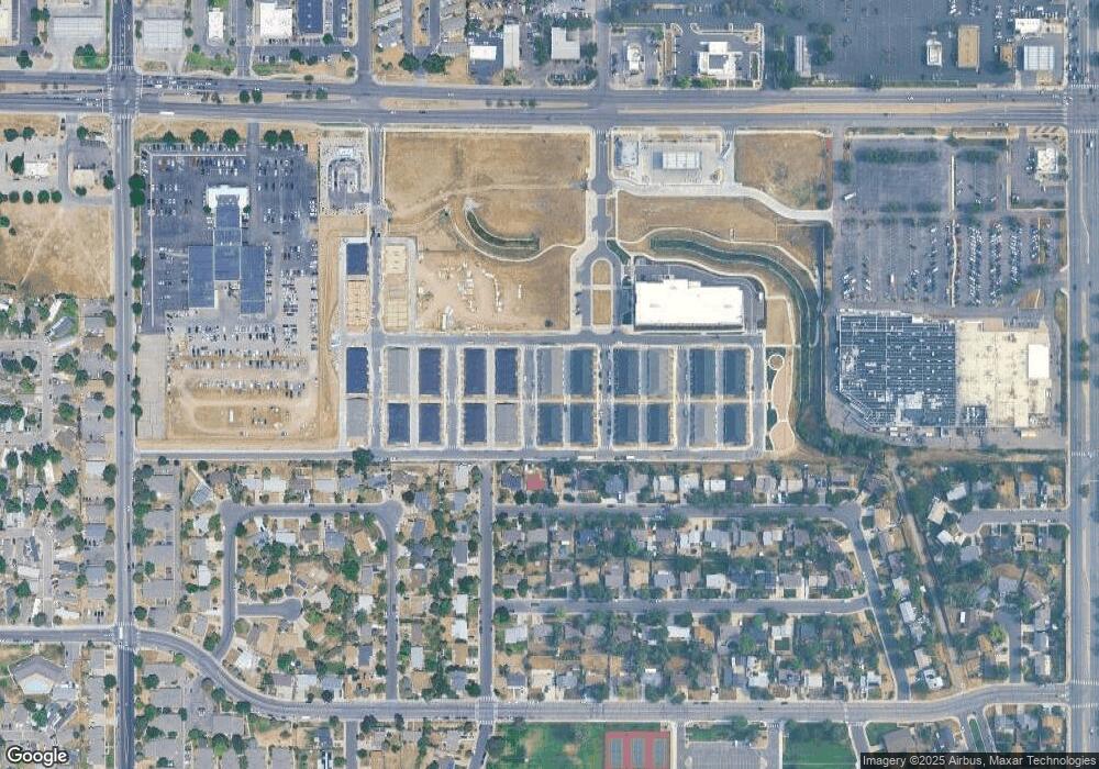 1426 Elkhart St, Aurora, CO 80011 - photo 1