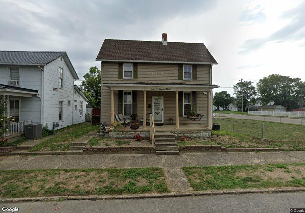 374 E Union St, Circleville, OH 43113 - photo 1