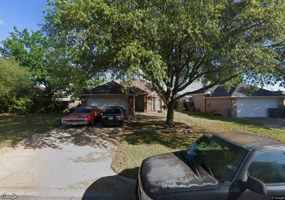 416 Preston Dr, Cleburne, TX 76033 - photo 1