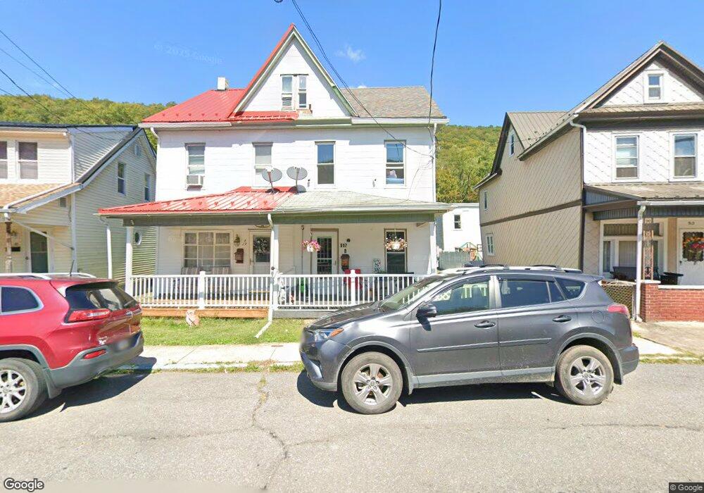 917 Center St, Coal Township, PA 17866 - photo 1