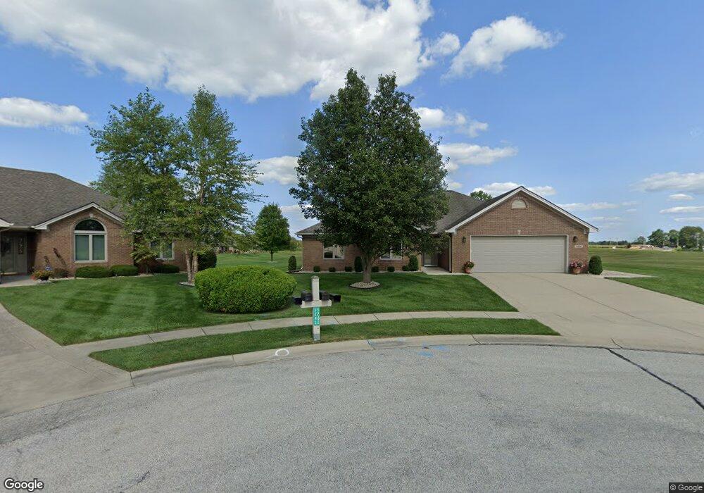 5262 E Harvard Ct, Columbus, IN 47203 - photo 1